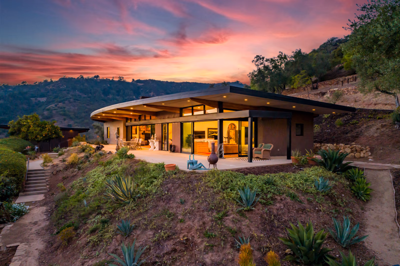 Riviera Ridge Residence Gallery Shot