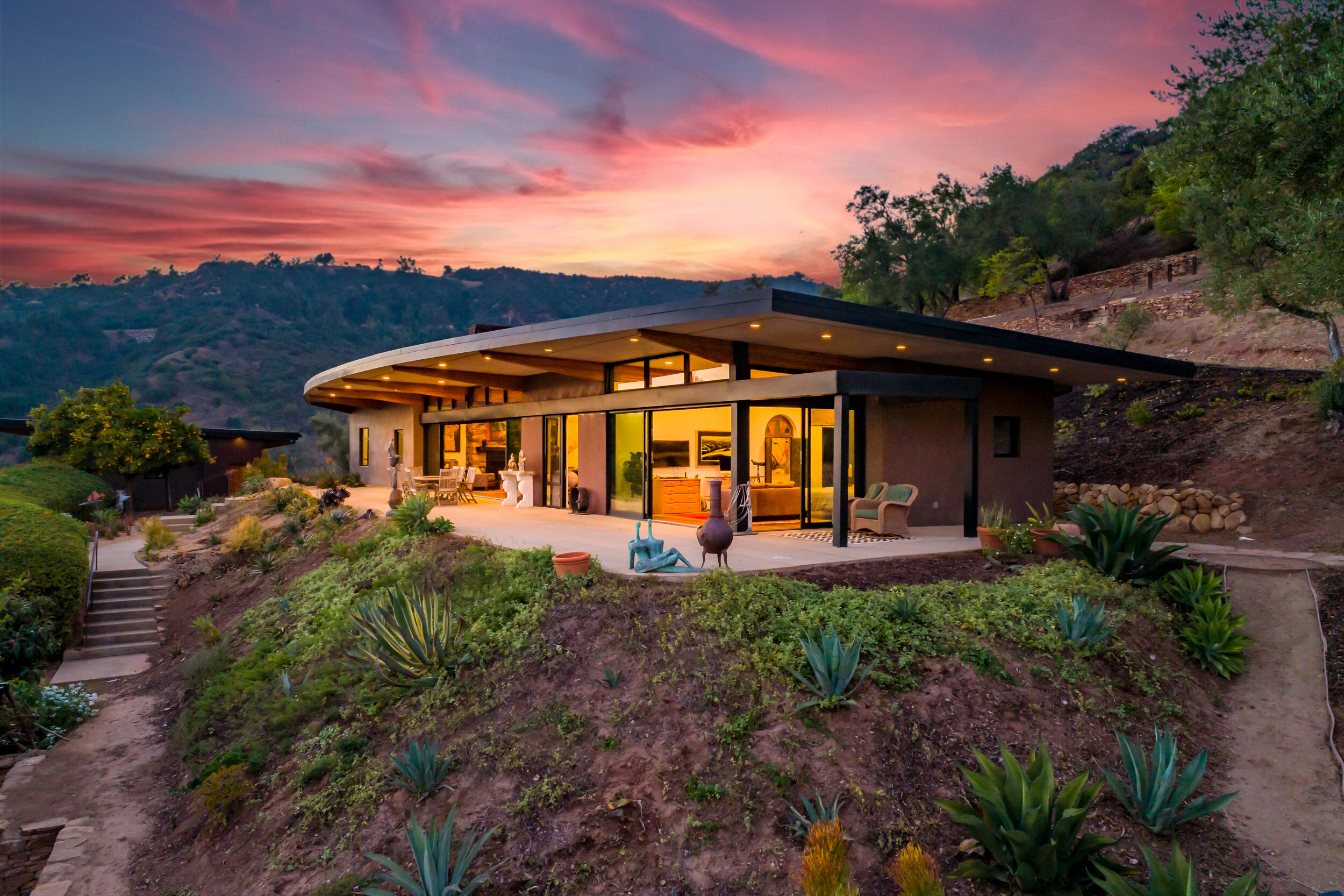 Riviera Ridge Residence Gallery Shot